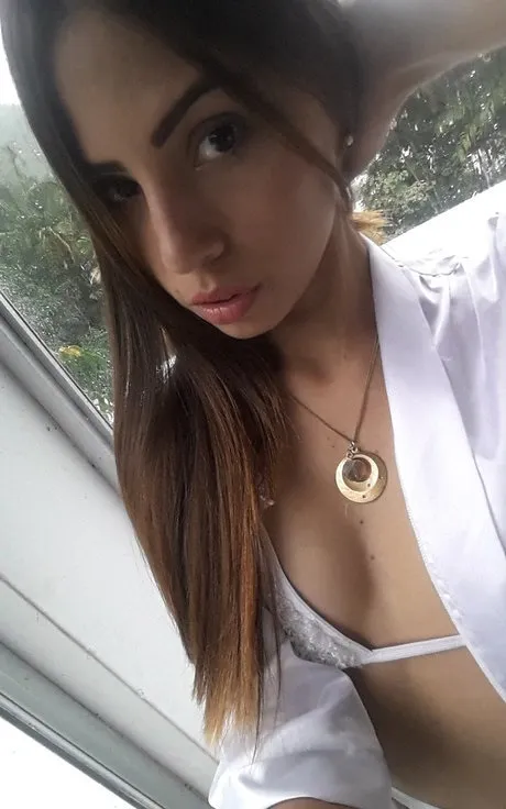 Irmak - Etiler VIP Escort Bayan Modeli - Gerçek Fotoğraflı İlan